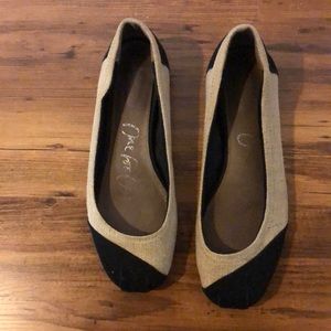 TOMS Ballet Flats size 8